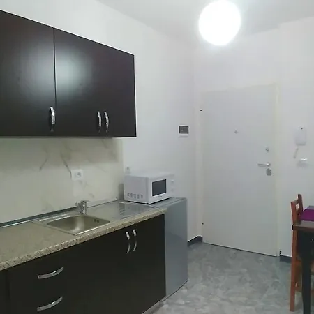 Mira Luxury Apartment *