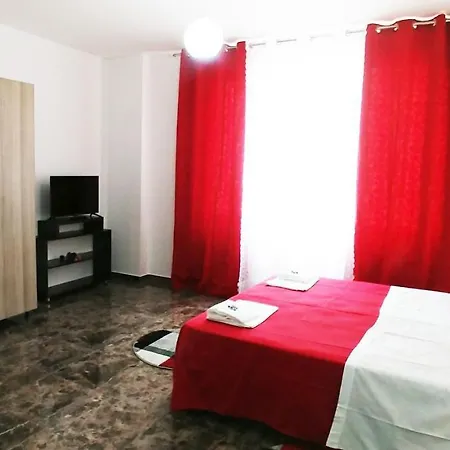 Mira Luxury Apartment